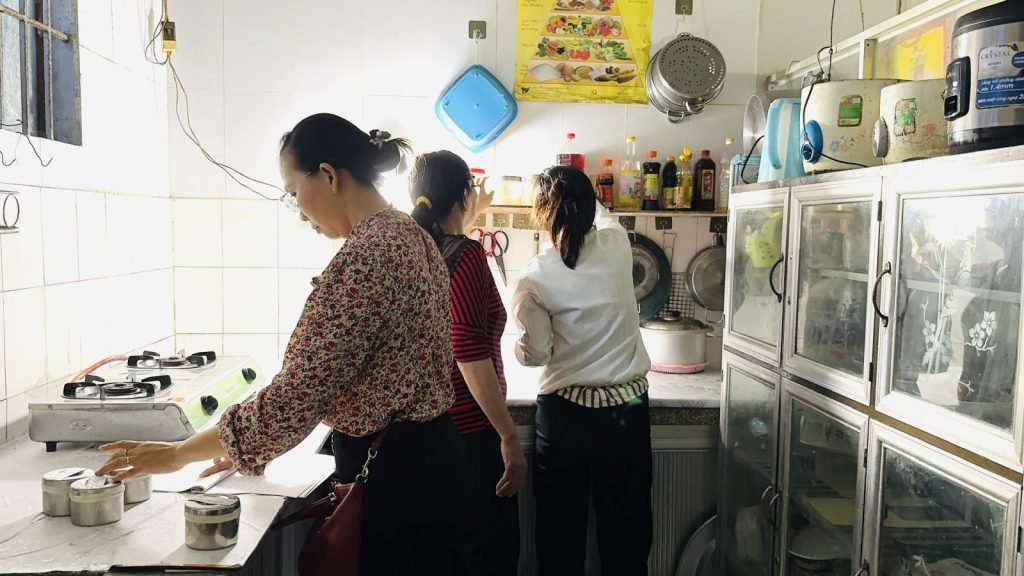 an toàn thực phẩm tại các bếp ăn tập thể